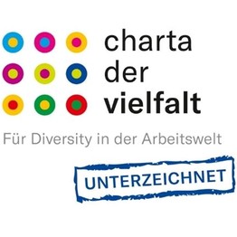 Das Bild zeigt das Logo der Charta der Vielfalt und den Untertitel "unterzeichnet"